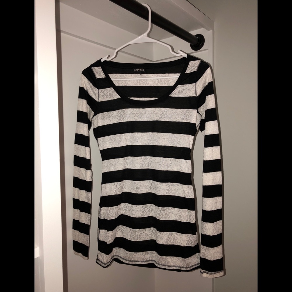 Express Solid black and White Lace Top Sz S
